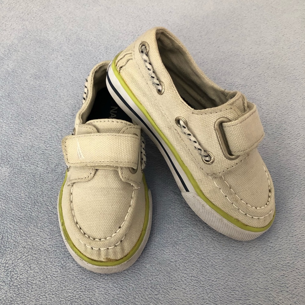 HP🎉 Nautica Toddler CVO Velcro Tan boat shoes